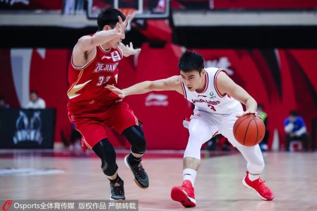 KOK官网_决胜阶段连续得分锁定优势(在决胜期中首先得到多少分的球队获胜)